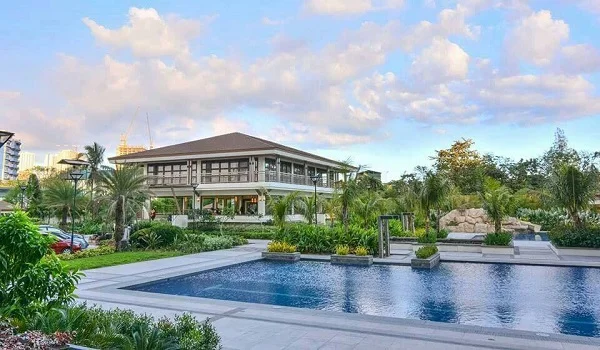 Featured Image of Prestige Park Ridge Clubhouse